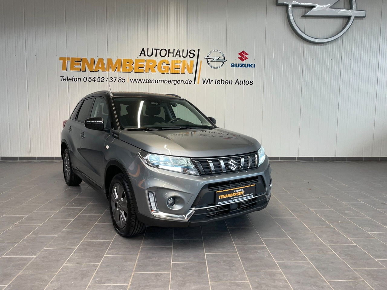 Suzuki Vitara 1.4 Mild-Hybrid Comfort 4x2 Kamera LED AC - ميكروباص: صورة 1 Suzuki Vitara 1.4 Mild-Hybrid Comfort 4x2 Kamera LED AC - ميكروباص: صورة 1
