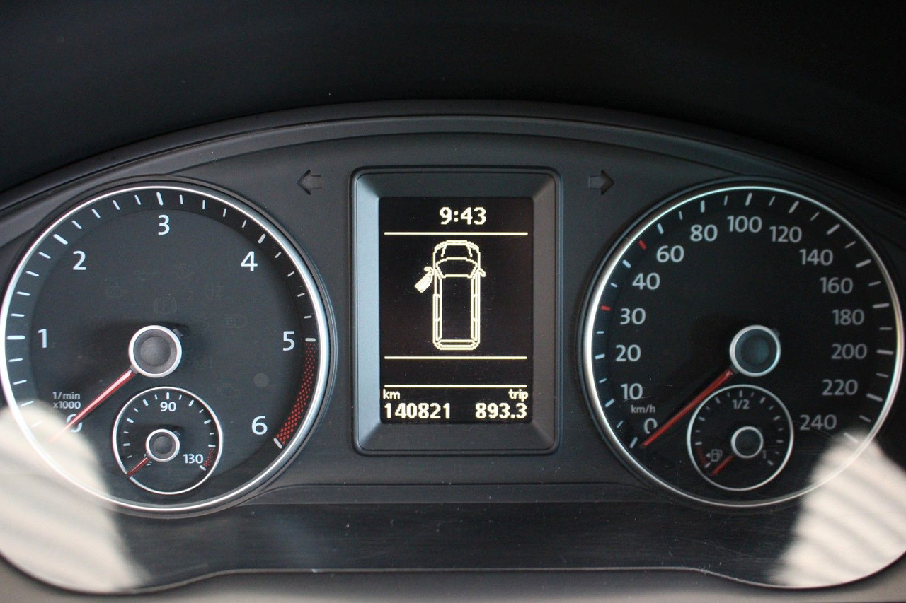 Volkswagen T5 California Comf. 2.0 DSG AT-Motor Markise AHK - ميكروباص: صورة 5 Volkswagen T5 California Comf. 2.0 DSG AT-Motor Markise AHK - ميكروباص: صورة 5