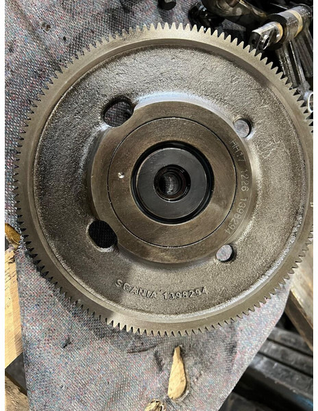 Scania 1905699 - عمود كامات: صورة 1 Scania 1905699 - عمود كامات: صورة 1