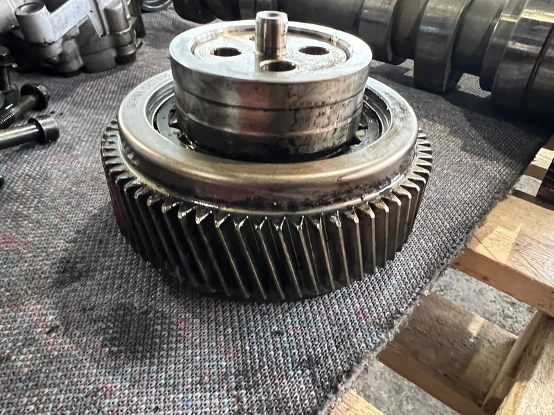 Scania R580 - المحرك و قطع الغيار: صورة 2 Scania R580 - المحرك و قطع الغيار: صورة 2