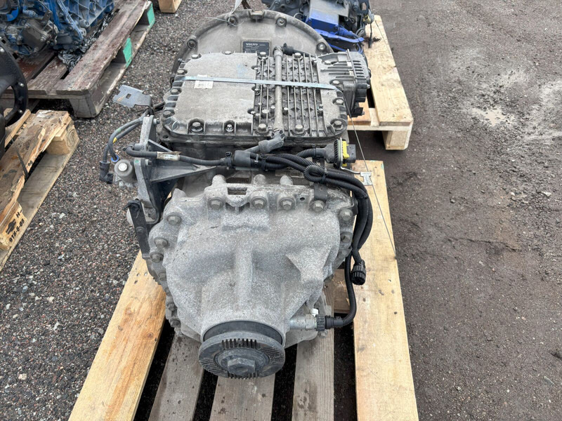 Volvo AT2412F - صندوق التروس: صورة 4 Volvo AT2412F - صندوق التروس: صورة 4