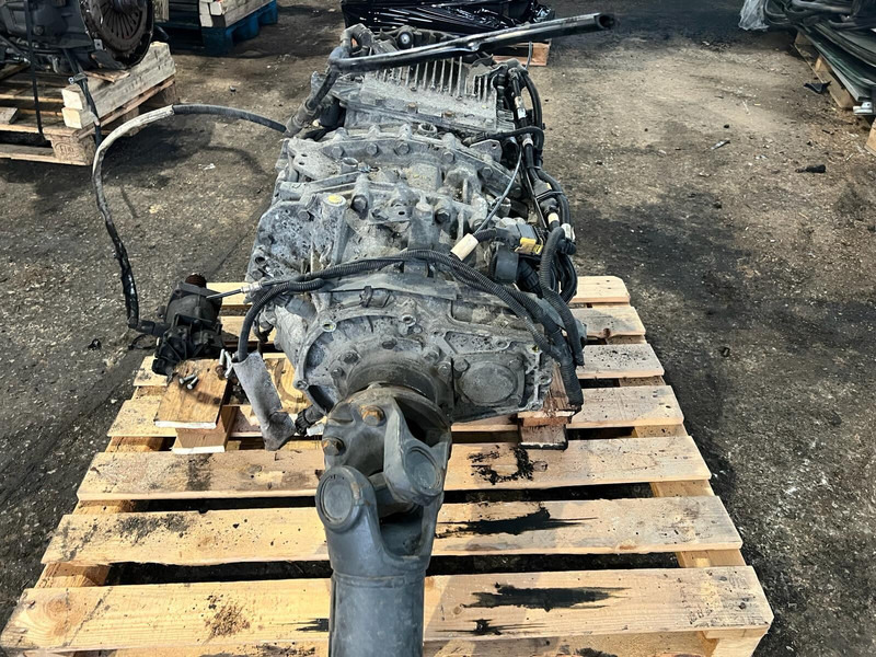 ZF 12AS2330TD - صندوق التروس: صورة 3 ZF 12AS2330TD - صندوق التروس: صورة 3