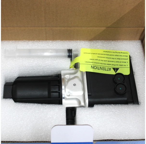 DAF XF106 AdBlue Pomp 2208766 Nieuw - نظام الوقود - شاحنة: صورة 3 DAF XF106 AdBlue Pomp 2208766 Nieuw - نظام الوقود - شاحنة: صورة 3