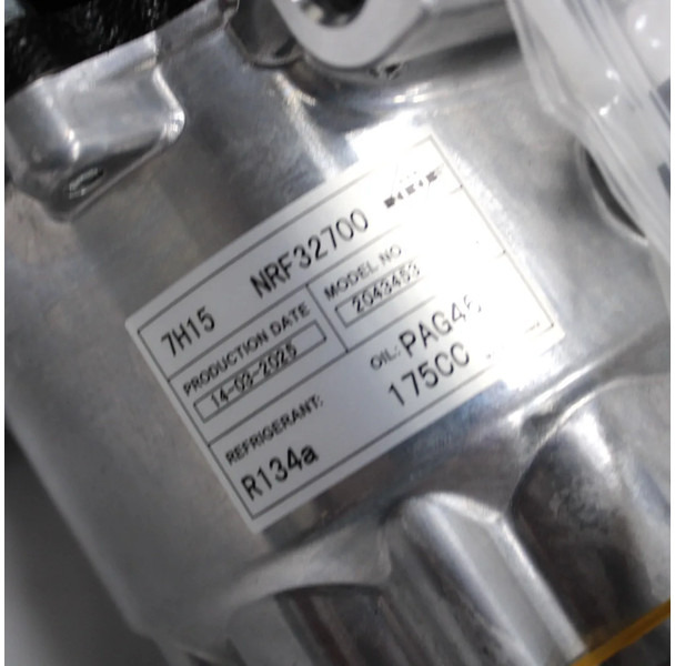 Volvo / Renault Airco Compressor 20587125 | 7482704531 Nieuw! - ضاغط المكيف - شاحنة: صورة 3 Volvo / Renault Airco Compressor 20587125 | 7482704531 Nieuw! - ضاغط المكيف - شاحنة: صورة 3