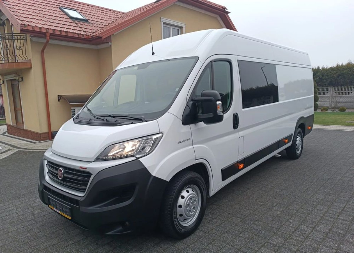 الشاحنات الصغيرة كابينة مزدوجة Fiat Ducato Max Brygadowy 7-osobowy 2.3 180ps.: صورة 9