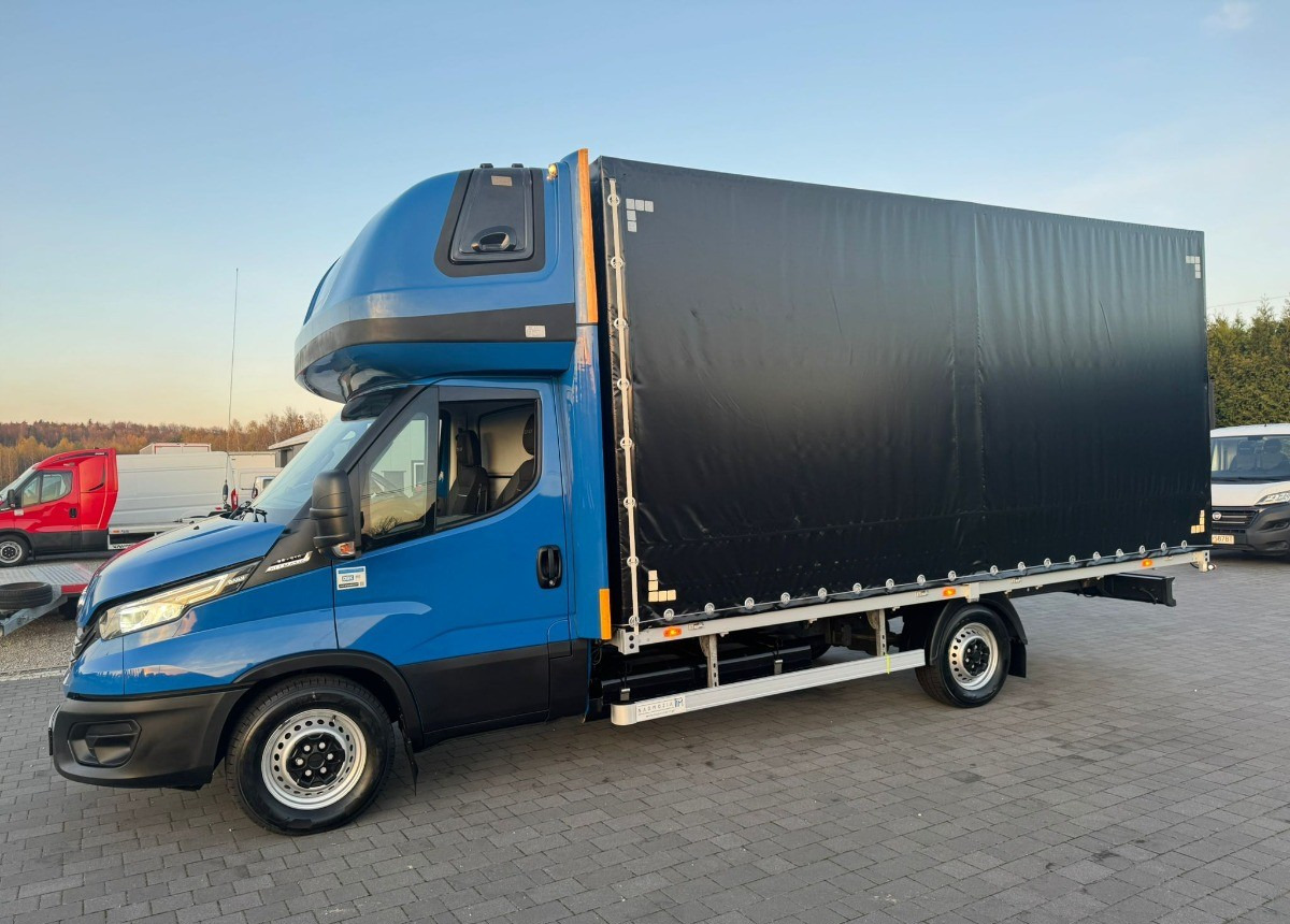 Iveco 35S18 3.0 Hi-Matic Salon Polska 30 180ps - شاحنة مغلقة بستائر جانبية: صورة 2 Iveco 35S18 3.0 Hi-Matic Salon Polska 30 180ps - شاحنة مغلقة بستائر جانبية: صورة 2