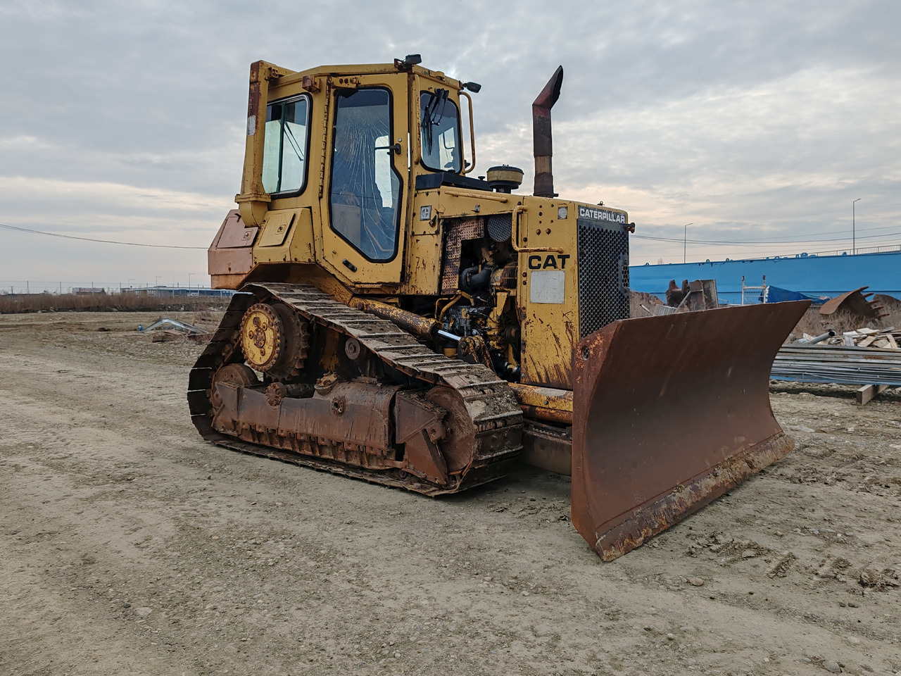 Caterpillar D4H - بلدوزر: صورة 3 Caterpillar D4H - بلدوزر: صورة 3