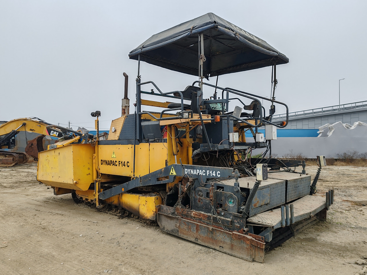 Dynapac F14C - موزع الأسفلت: صورة 5 Dynapac F14C - موزع الأسفلت: صورة 5