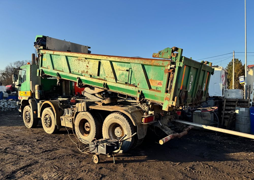 Iveco EuroTrakker - شاحنة قلاب: صورة 4 Iveco EuroTrakker - شاحنة قلاب: صورة 4