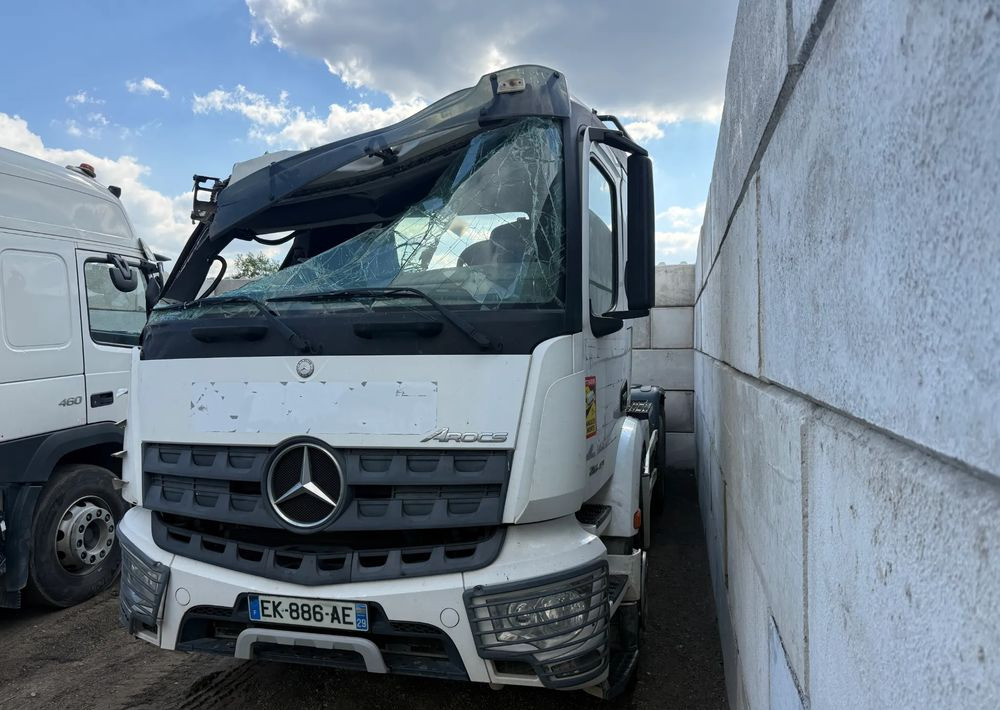 Mercedes-Benz Arocs 2640 - شاحنة برافعة خطافية: صورة 1 Mercedes-Benz Arocs 2640 - شاحنة برافعة خطافية: صورة 1