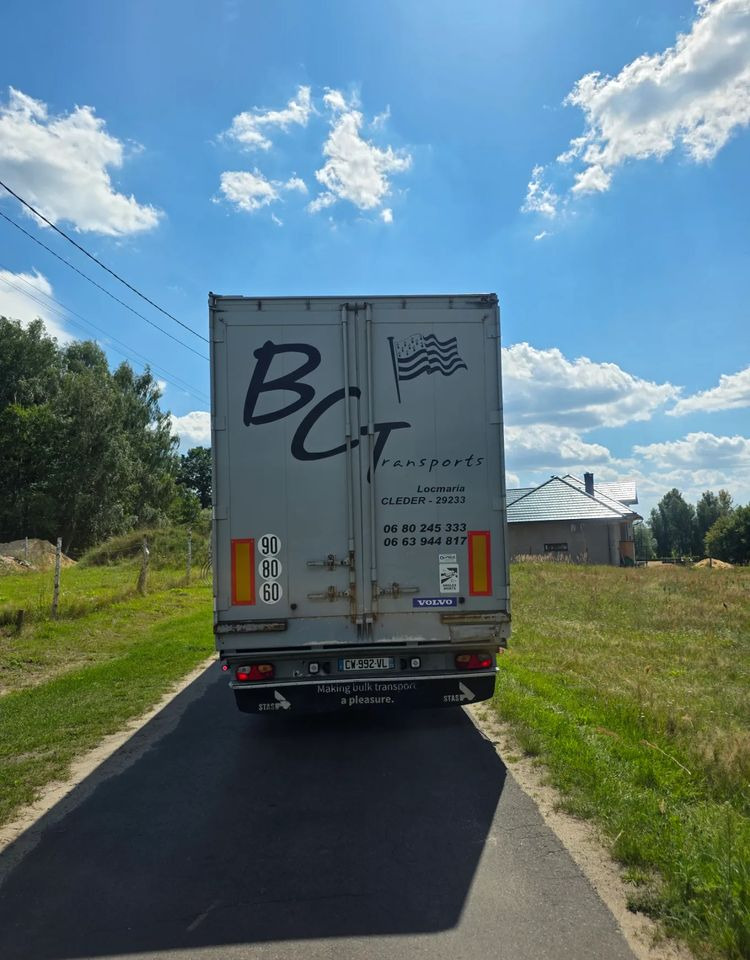 Stas S3-SZ334V - نصف مقطورة ذات أرضية سير: صورة 4 Stas S3-SZ334V - نصف مقطورة ذات أرضية سير: صورة 4