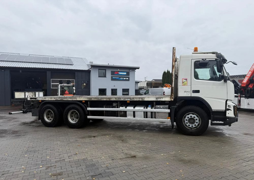 Volvo FMx 330 - شاحنة بهيكل معدني للمقصورة: صورة 4 Volvo FMx 330 - شاحنة بهيكل معدني للمقصورة: صورة 4