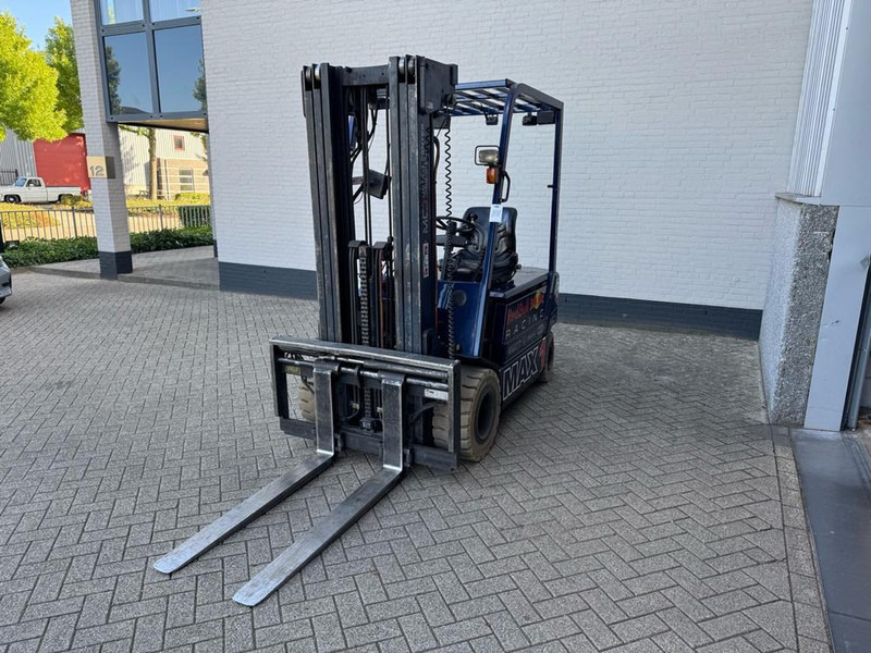 Komatsu FB30H-1E - رافعة شوكية: صورة 1 Komatsu FB30H-1E - رافعة شوكية: صورة 1