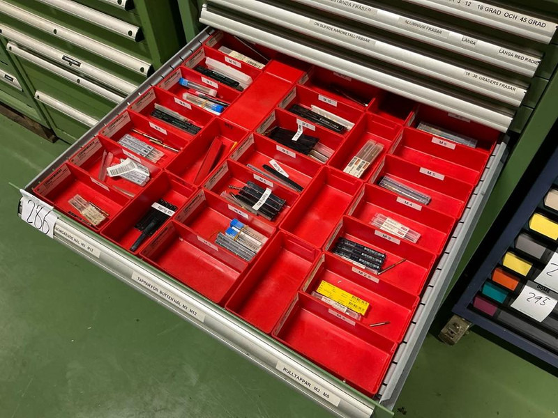 آلة تصنيع المعادن Onbekend: صورة 1