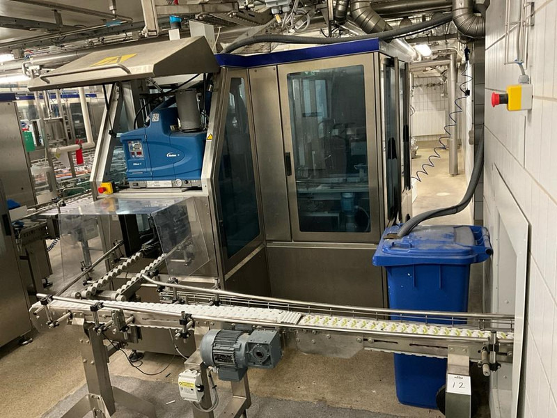 Tetra Pak Cardboard Packer - آلة التعبئة والتغليف: صورة 3 Tetra Pak Cardboard Packer - آلة التعبئة والتغليف: صورة 3