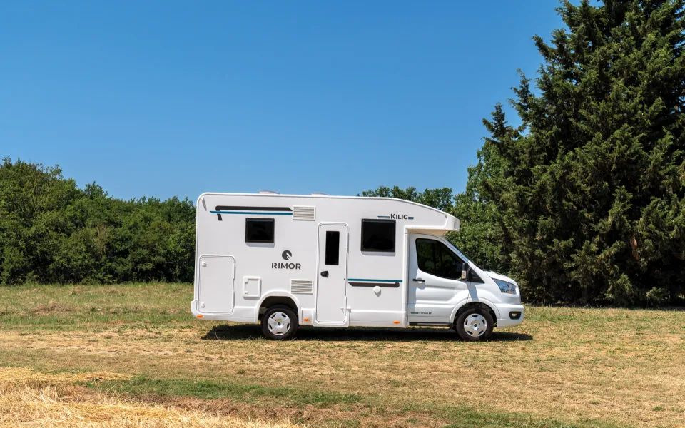 Ford Transit RIMOR KILIG 18 Plus - عربة تخييم: صورة 5 Ford Transit RIMOR KILIG 18 Plus - عربة تخييم: صورة 5