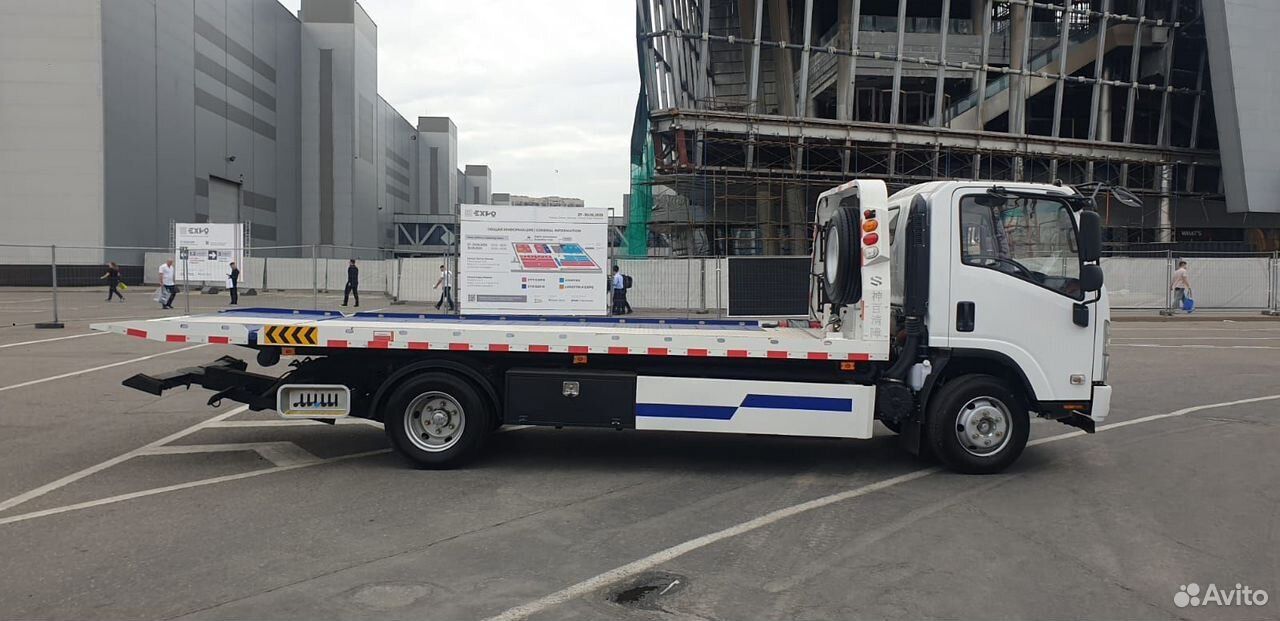 Isuzu ELF (N-series) - شاحنة سحب: صورة 2 Isuzu ELF (N-series) - شاحنة سحب: صورة 2