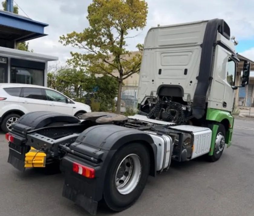 Mercedes-Benz ACTROS 1848 HAD/ 4X4/ HYDRAULIKA - رأس تريلا: صورة 3 Mercedes-Benz ACTROS 1848 HAD/ 4X4/ HYDRAULIKA - رأس تريلا: صورة 3