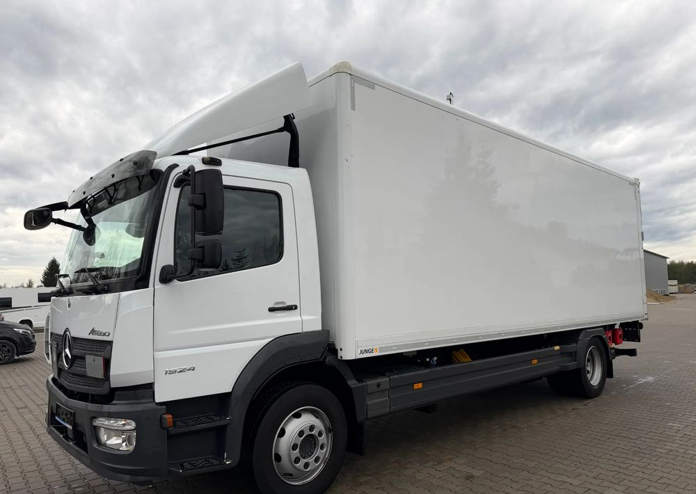 Mercedes-Benz ATEGO 1524 - شاحنة صندوقية: صورة 2 Mercedes-Benz ATEGO 1524 - شاحنة صندوقية: صورة 2