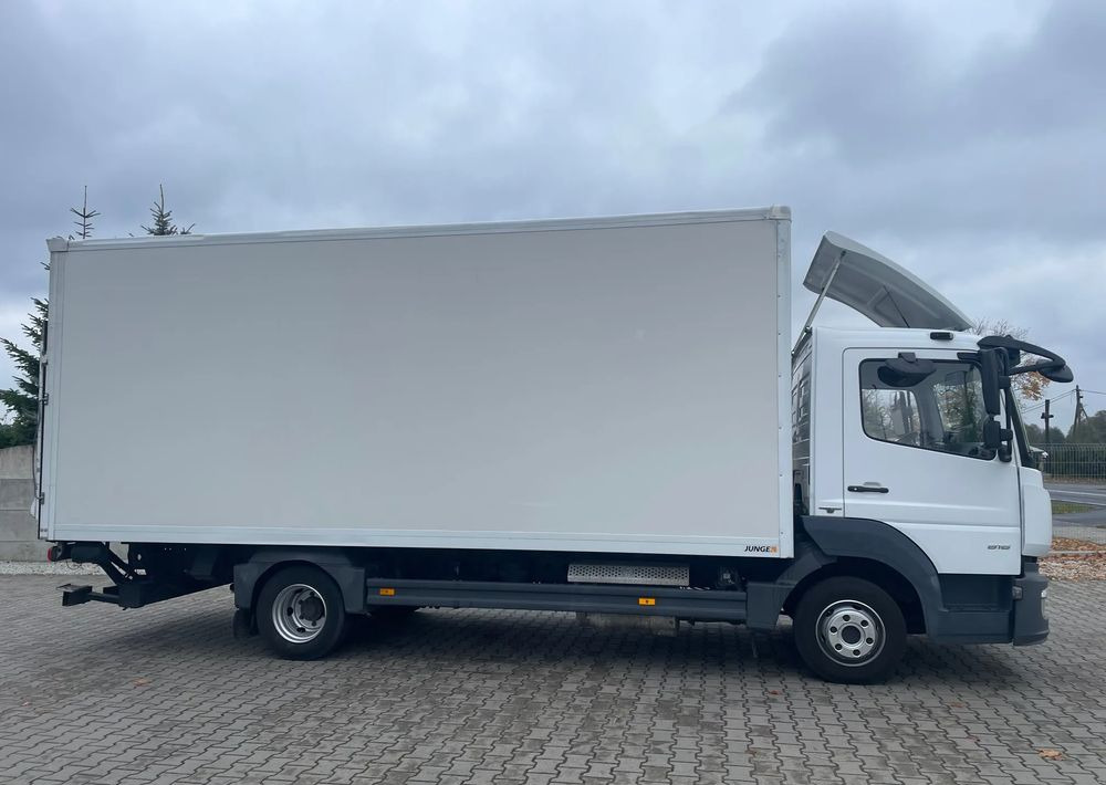 Mercedes-Benz ATEGO 816 DMC 8600 kg - شاحنة صندوقية: صورة 4 Mercedes-Benz ATEGO 816 DMC 8600 kg - شاحنة صندوقية: صورة 4