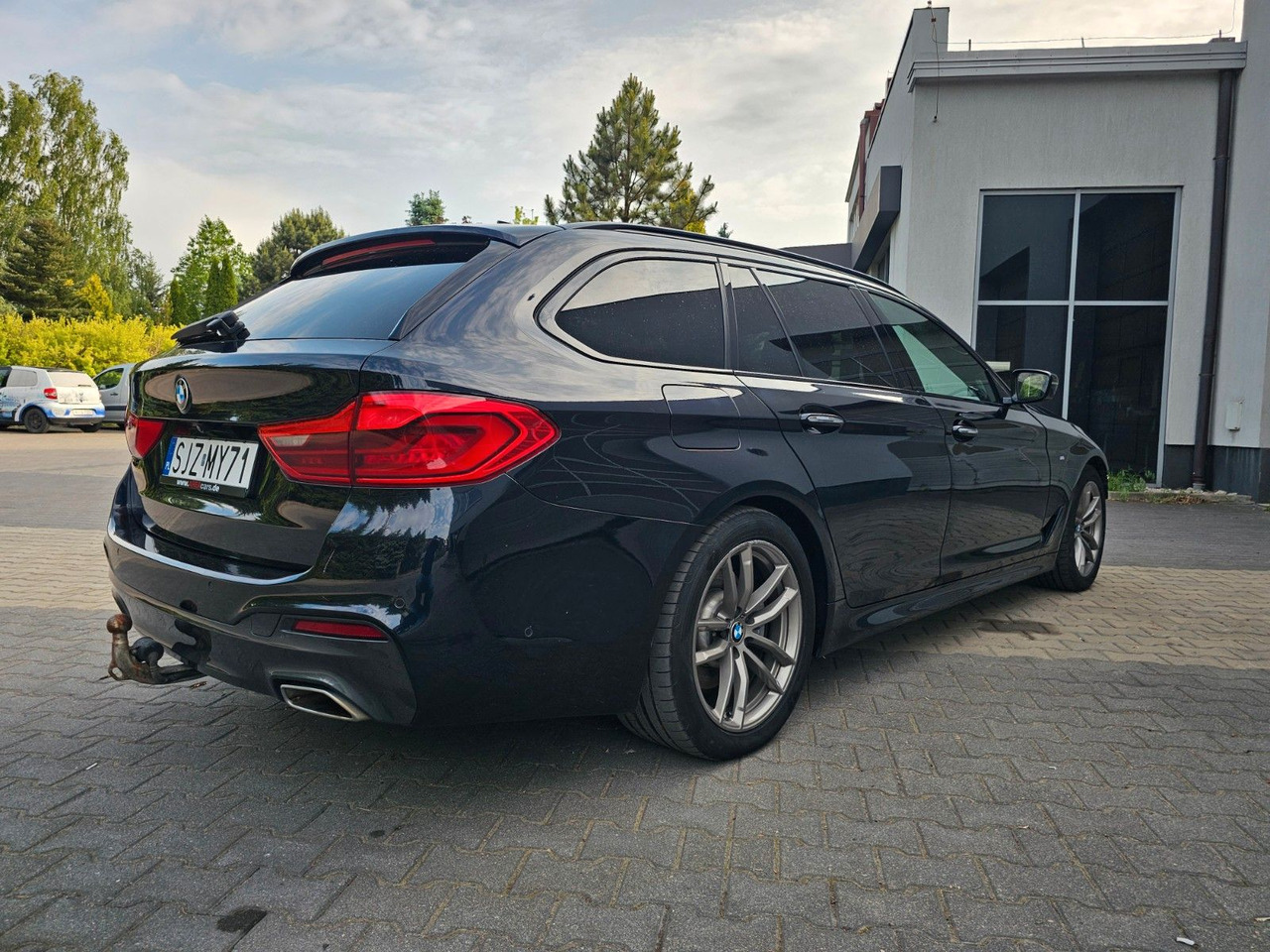 BMW 520 d M Packet Luftsitze Harman-K TOP Ausstatt. - سيارة: صورة 4 BMW 520 d M Packet Luftsitze Harman-K TOP Ausstatt. - سيارة: صورة 4