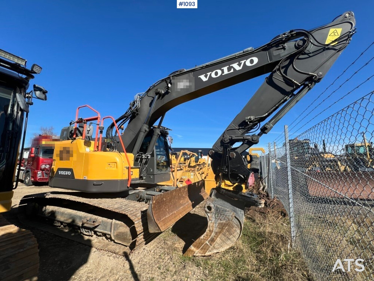 Volvo ECR 235 EL - لودر ذو محراث خلفي/ باكهو: صورة 3 Volvo ECR 235 EL - لودر ذو محراث خلفي/ باكهو: صورة 3