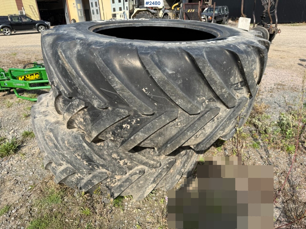 Däck till traktor Michelin fram och bak - إطارات - آلات زراعية: صورة 3 Däck till traktor Michelin fram och bak - إطارات - آلات زراعية: صورة 3