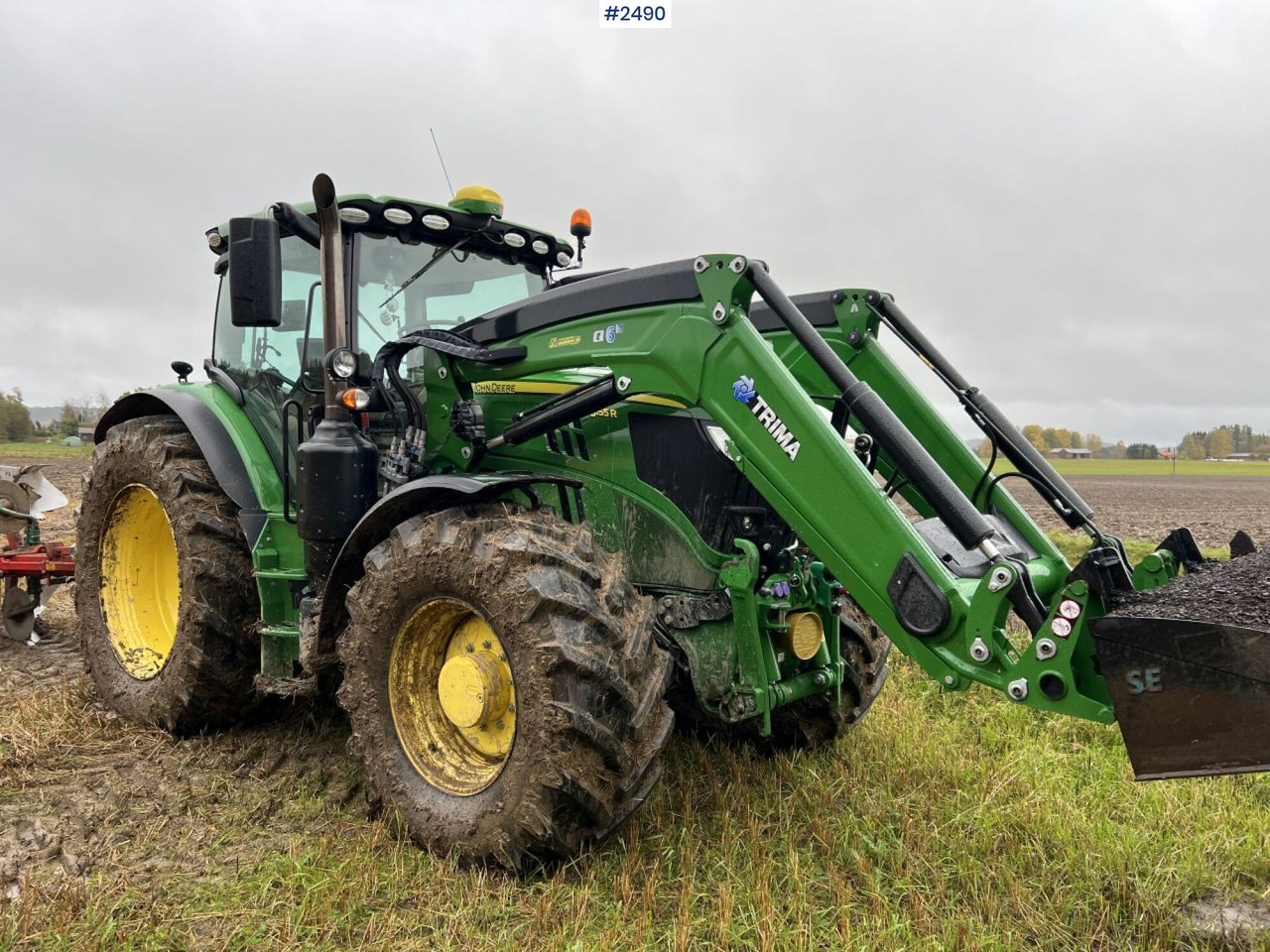 JOHN DEERE 6155R Agricultural tractor - جرار: صورة 2 JOHN DEERE 6155R Agricultural tractor - جرار: صورة 2