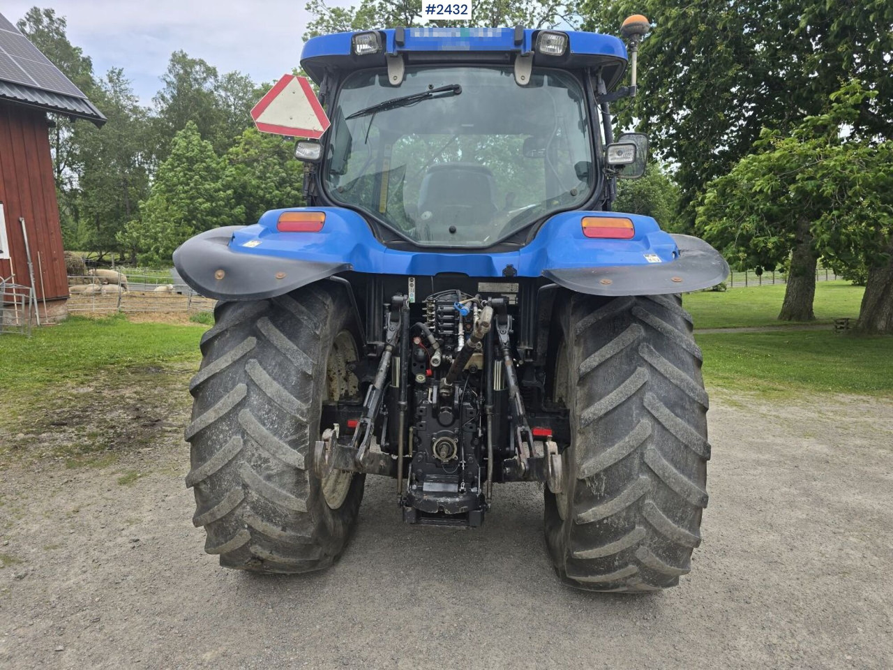 New Holland TS 125A med Frontlastare - جرار: صورة 3 New Holland TS 125A med Frontlastare - جرار: صورة 3