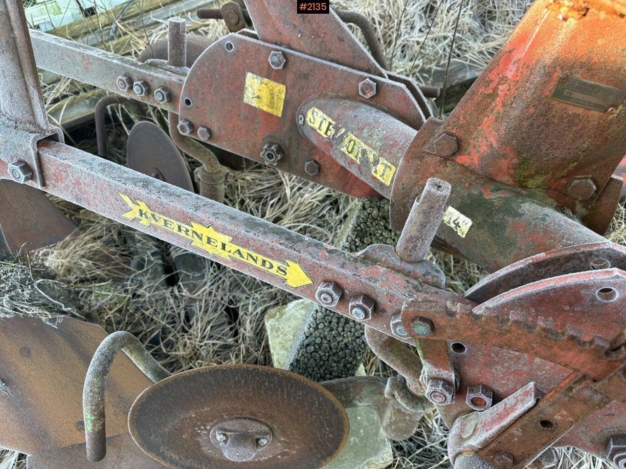 Plow Kverneland Stenomat 2-skärig - معدات حرث التربة: صورة 5 Plow Kverneland Stenomat 2-skärig - معدات حرث التربة: صورة 5