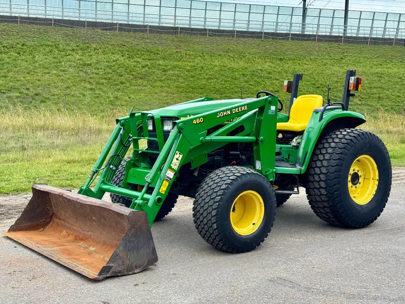 John Deere 4600 compact met voorlader 4X4 hydrostaat GEEN BTW 4600 - جرار: صورة 4 John Deere 4600 compact met voorlader 4X4 hydrostaat GEEN BTW 4600 - جرار: صورة 4