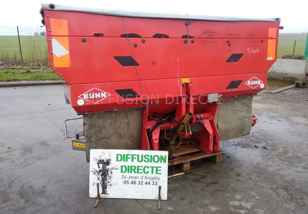 KUHN DISTRIBUTEUR D'ENGRAIS MDS 1141 - آلة نشر السماد: صورة 1 KUHN DISTRIBUTEUR D'ENGRAIS MDS 1141 - آلة نشر السماد: صورة 1