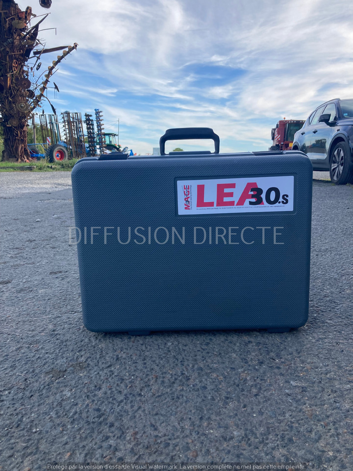 MAGE ATTACHEUR ELECTRIQUE LEA 30.S - معدات الانشاءات: صورة 2 MAGE ATTACHEUR ELECTRIQUE LEA 30.S - معدات الانشاءات: صورة 2