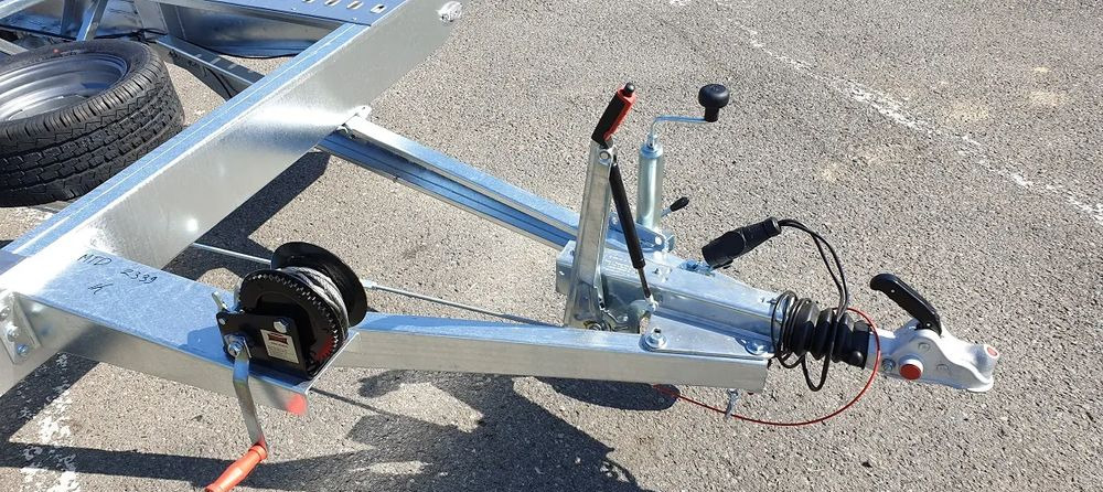 Niewiadów JUPITER 4x2,1m R13C NOWY MODEL - مقطورة عربة: صورة 5 Niewiadów JUPITER 4x2,1m R13C NOWY MODEL - مقطورة عربة: صورة 5