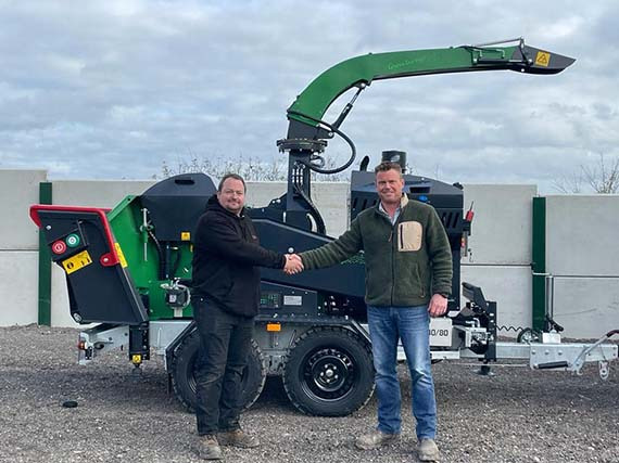 Jaguar 40 3-point linkage - قاطعة الأخشاب: صورة 2 Jaguar 40 3-point linkage - قاطعة الأخشاب: صورة 2