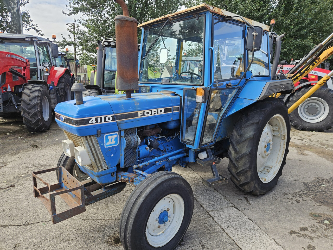 1988 Ford 4110 2wd tractor - جرار: صورة 2 1988 Ford 4110 2wd tractor - جرار: صورة 2