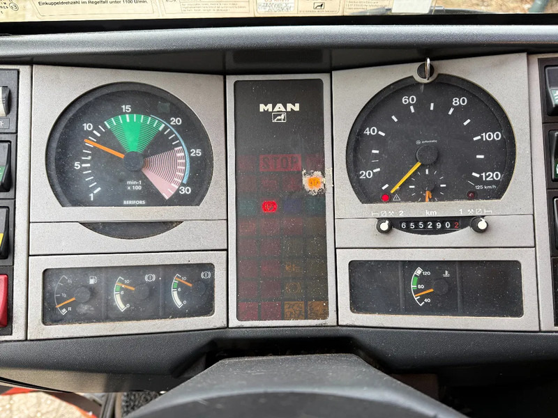 شاحنة صندوقية MAN L20 Bakwagen 4x2 Manual EUR 3 NL TRUCK: صورة 13 شاحنة صندوقية MAN L20 Bakwagen 4x2 Manual EUR 3 NL TRUCK: صورة 13