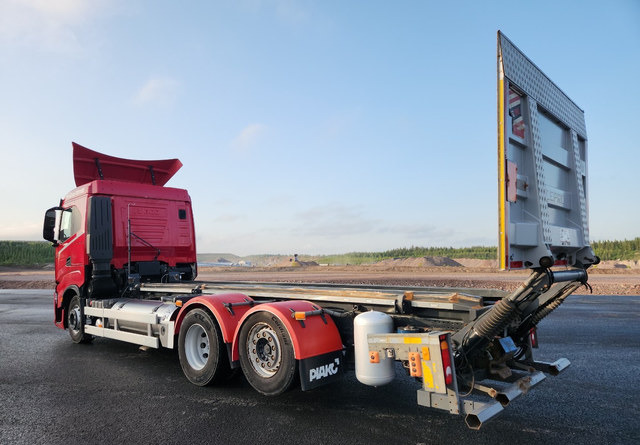 Iveco S-Way 6x2 LNG / LBG - آلات أخرى: صورة 3 Iveco S-Way 6x2 LNG / LBG - آلات أخرى: صورة 3