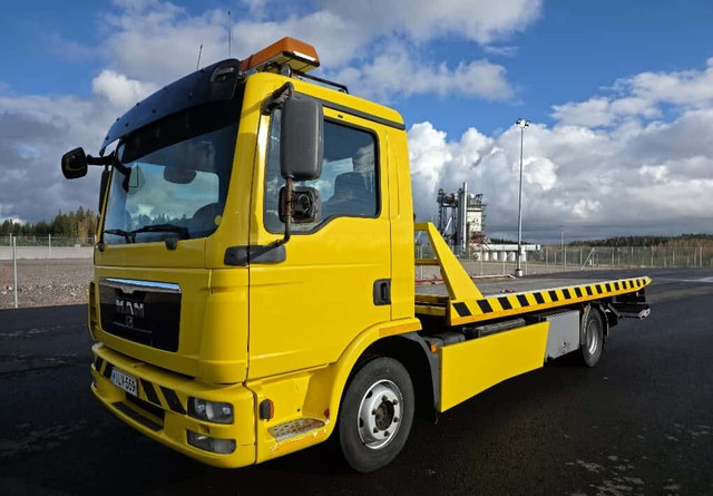 MANTGL 8.180 4x2 Wilhelm Wellmeyer - شاحنة سحب: صورة 1 MANTGL 8.180 4x2 Wilhelm Wellmeyer - شاحنة سحب: صورة 1