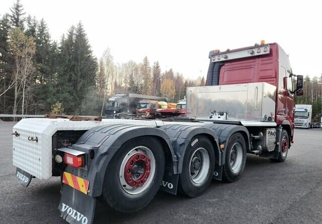 Volvo FH16 600 8x4 - مقطورة السحب: صورة 4 Volvo FH16 600 8x4 - مقطورة السحب: صورة 4