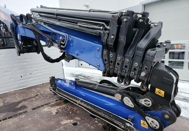 شاحنات مسطحة, شاحنة كرين VolvoFM 420 6x2: صورة 12