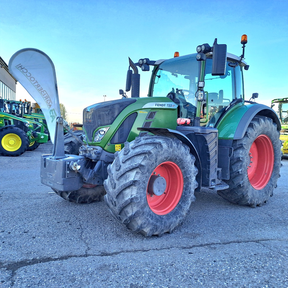 FENDT 720 VARIO PROFI - جرار: صورة 1 FENDT 720 VARIO PROFI - جرار: صورة 1