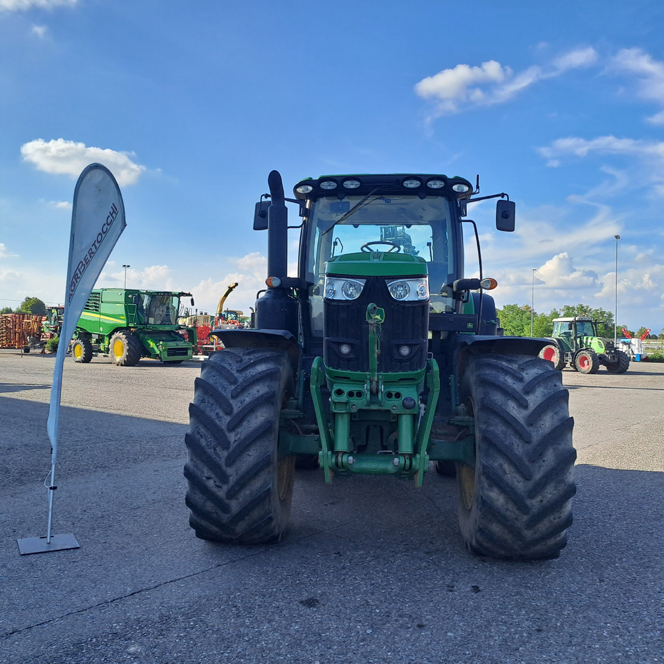 JOHN DEERE 6175R - جرار: صورة 2 JOHN DEERE 6175R - جرار: صورة 2