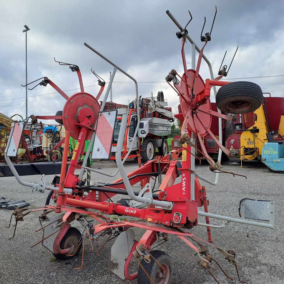 VOLTAFIENO LELY STABILO 600 - نشارة الدريس/ شوكة جرف: صورة 5 VOLTAFIENO LELY STABILO 600 - نشارة الدريس/ شوكة جرف: صورة 5