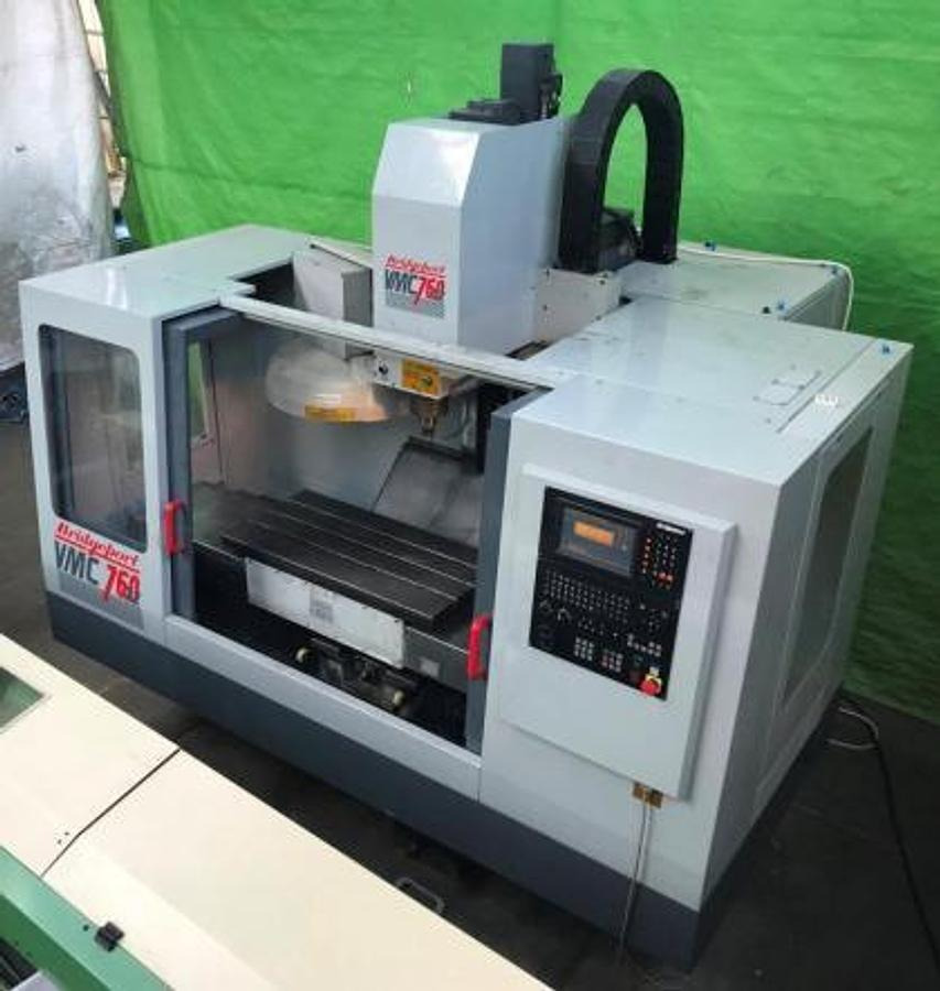 Vertikal-Bearbeitungszentrum BRIDGEPORT - مركز تصنيع CNC: صورة 1 Vertikal-Bearbeitungszentrum BRIDGEPORT - مركز تصنيع CNC: صورة 1