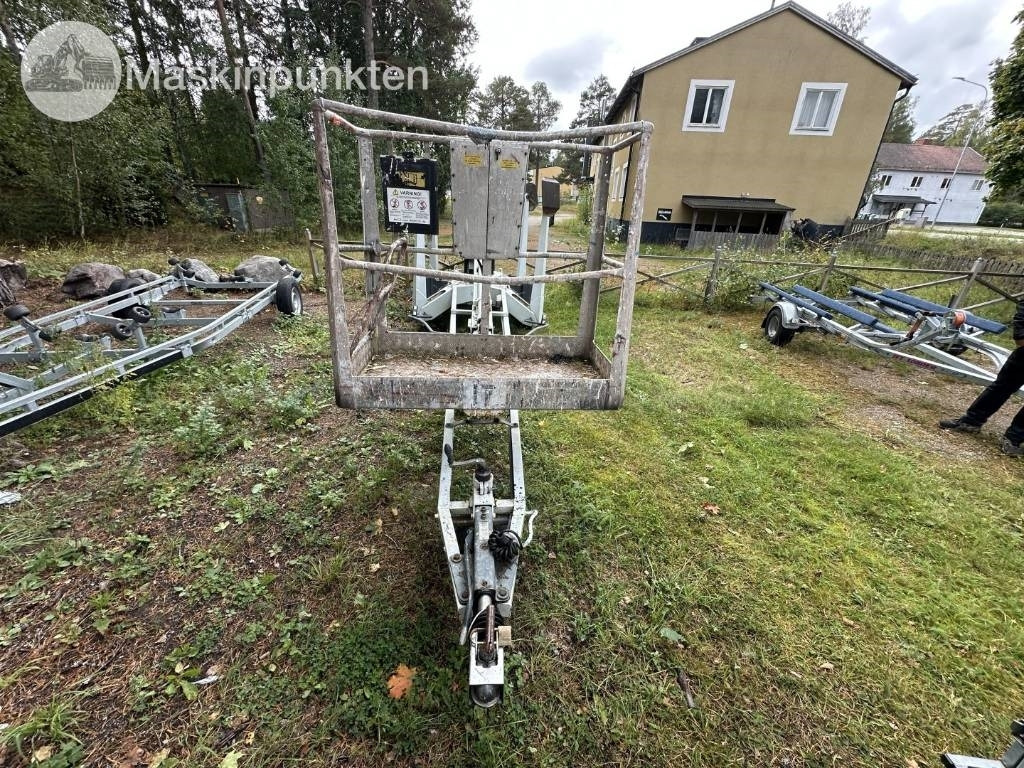 Dino 180 T - منصة العمل الجوية مقطورة: صورة 2 Dino 180 T - منصة العمل الجوية مقطورة: صورة 2