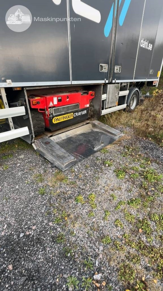 HFR 1 axlad semitrailer med truck! - نصف مقطورة بصندوق مغلق: صورة 3 HFR 1 axlad semitrailer med truck! - نصف مقطورة بصندوق مغلق: صورة 3
