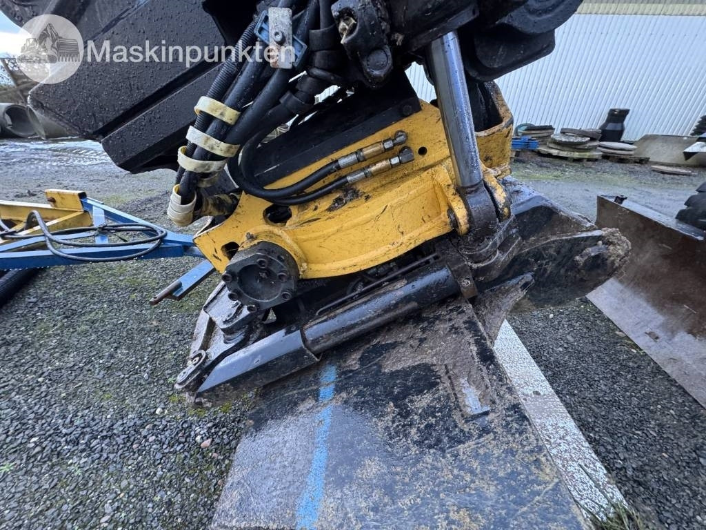 حفار ذو عجلات Hitachi ZX 140 W-3 Med vagn och redskap!: صورة 45 حفار ذو عجلات Hitachi ZX 140 W-3 Med vagn och redskap!: صورة 45