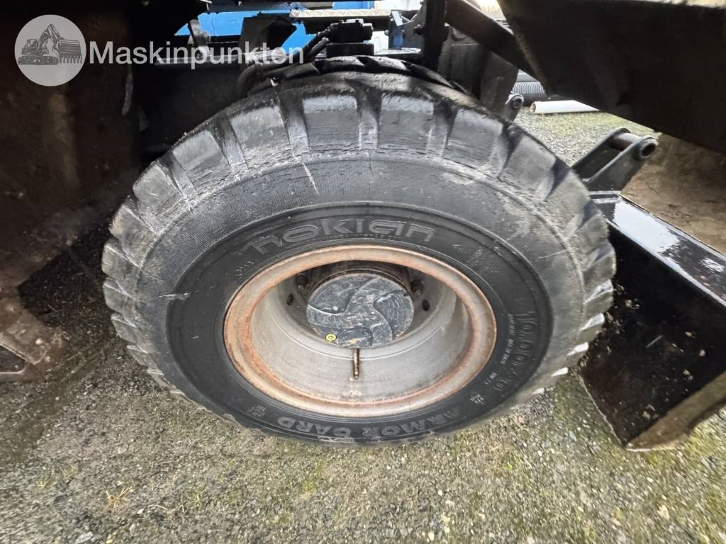 حفار ذو عجلات Hitachi ZX 140 W-3 Med vagn och redskap!: صورة 21 حفار ذو عجلات Hitachi ZX 140 W-3 Med vagn och redskap!: صورة 21