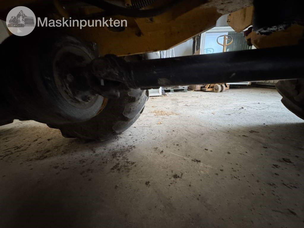 اللودر بعجل JCB 403: صورة 8 اللودر بعجل JCB 403: صورة 8